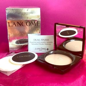 Lancôme Paris Dual Finish Versatile Powder Makeup